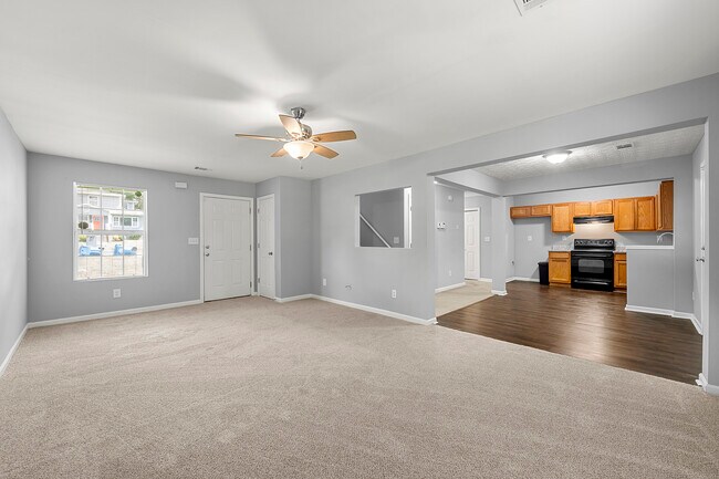 Foto del edificio - 1526 Venetian Dr SW