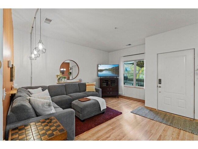 Foto del edificio - 2900 11th Ave S