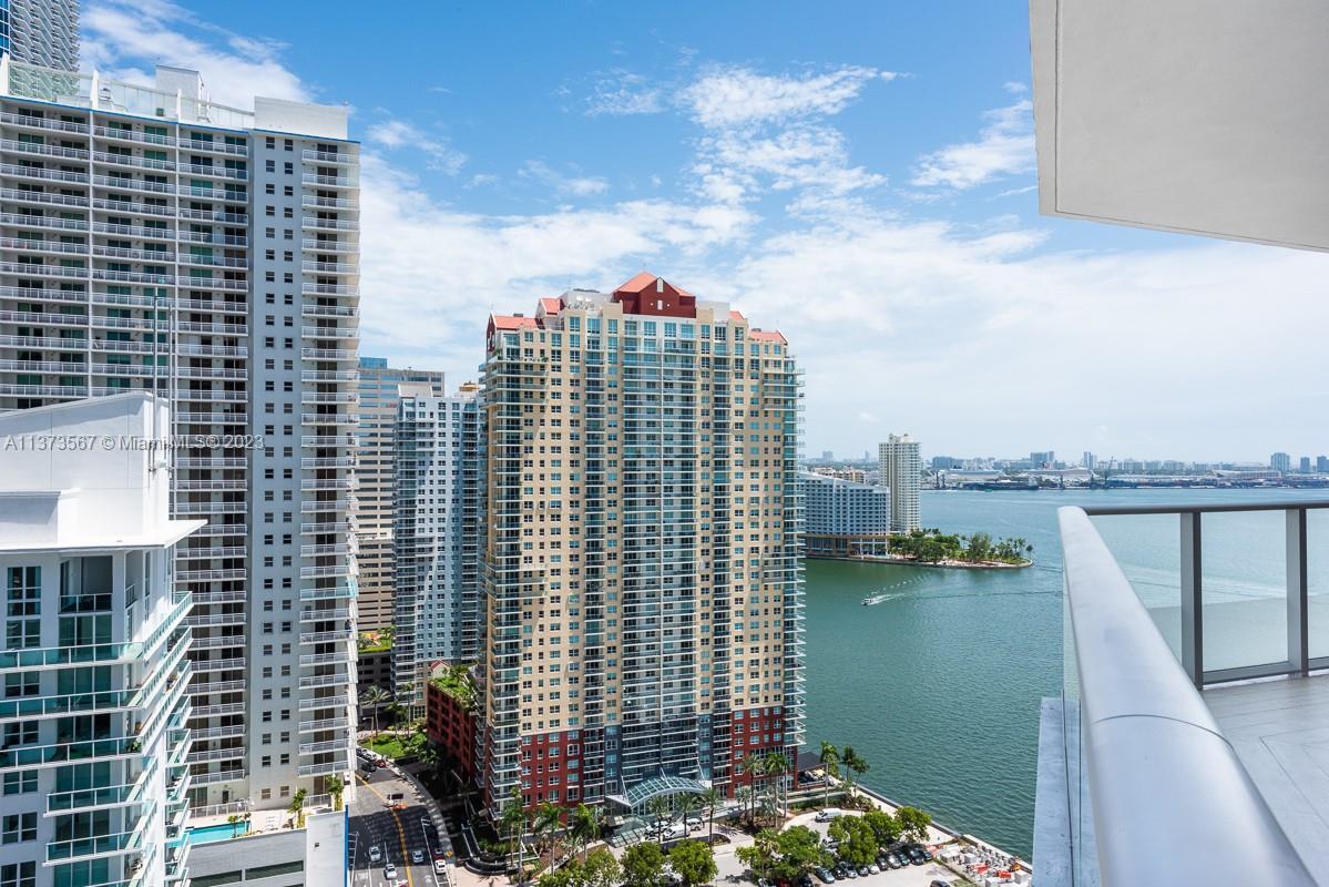 1300 Brickell Bay Dr Unit 2611, Miami, FL 33131 Condo for Rent in