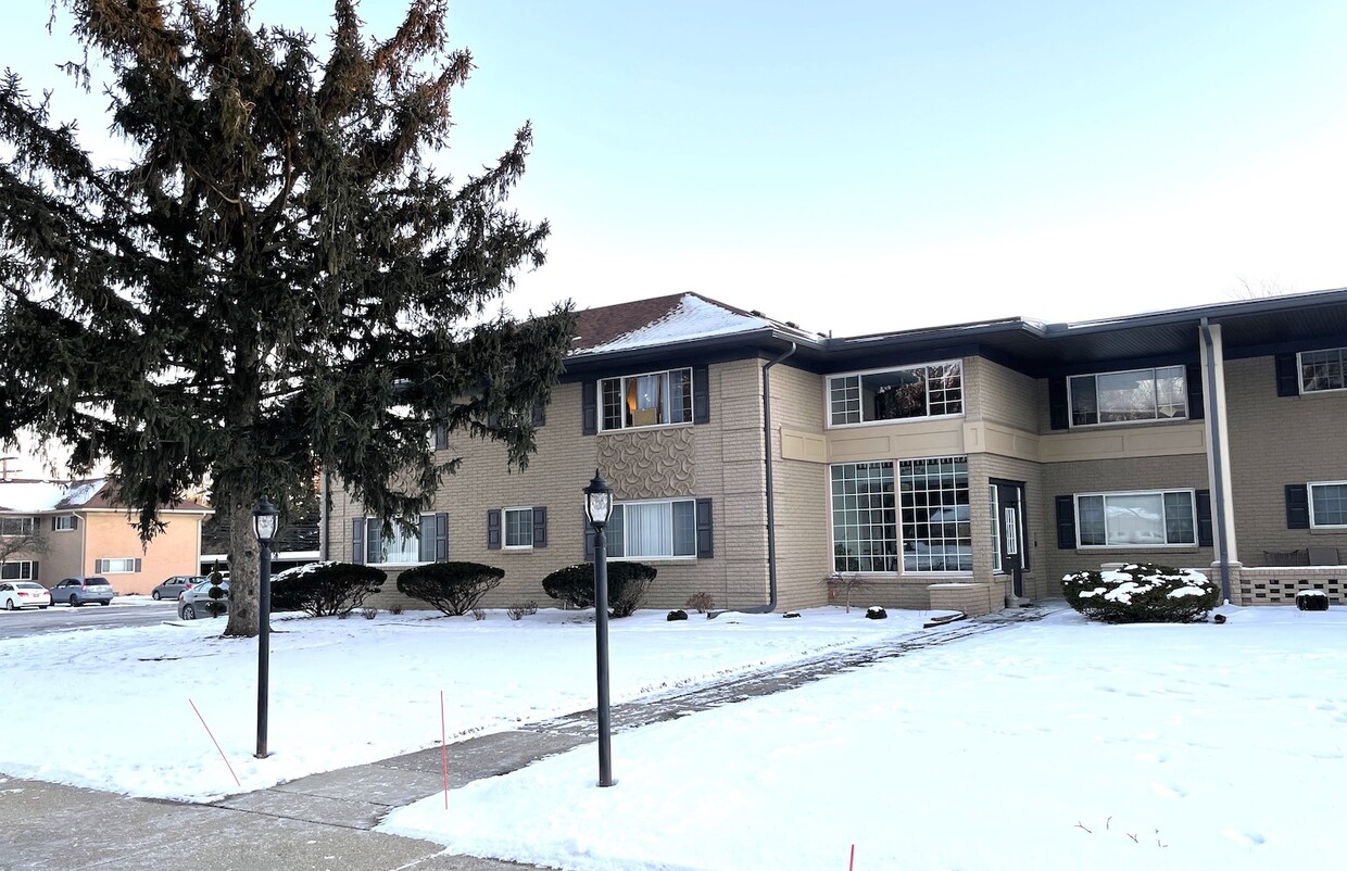 Primary Photo - 2309 Walton Blvd