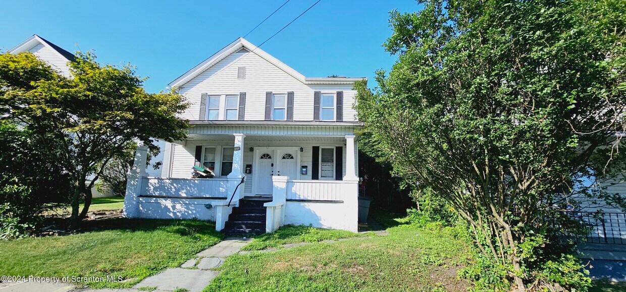 Primary Photo - 432 Brook St