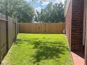 Building Photo - 3815 Shadow Knoll Ct