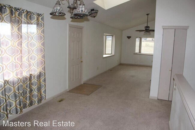 Foto del edificio - 3 br, 2 bath House - 1170 Castlewood Dr