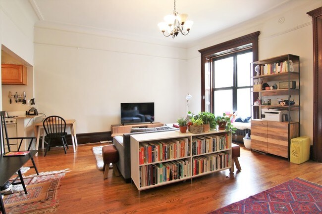 Foto del edificio - 332 W 88th St