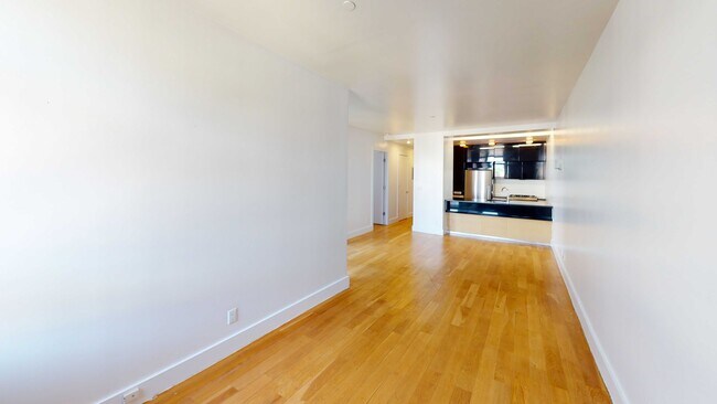Foto del edificio - 105 Grand Ave