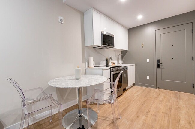 Photo du bâtiment - 742 Rue William