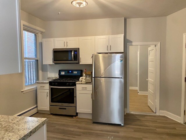 Building Photo - 84 N Margin St