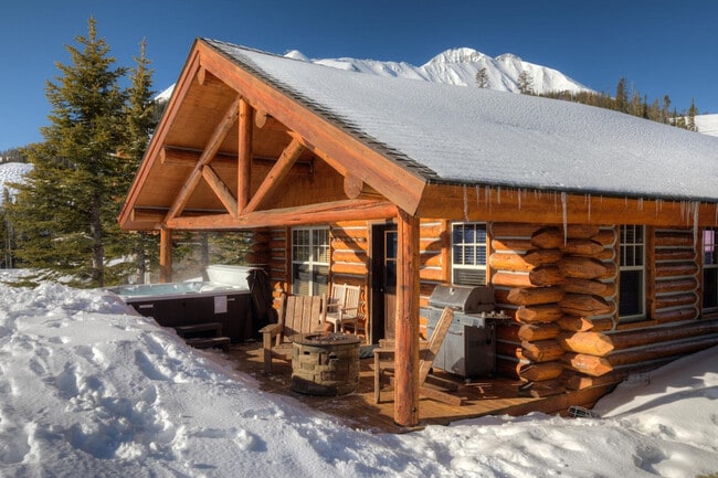 Building Photo - 9 Cabin Hollow Dr
