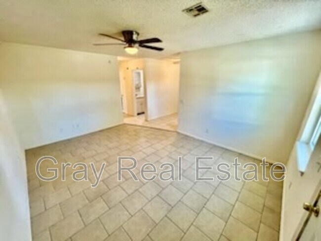 Foto del edificio - 15400 Co Rd 1501