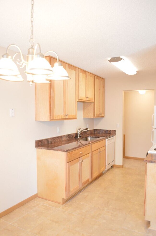 Building Photo - Two Bedroom Appaloosa Suite