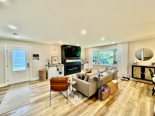 Foto del edificio - 514 S Yale Ave