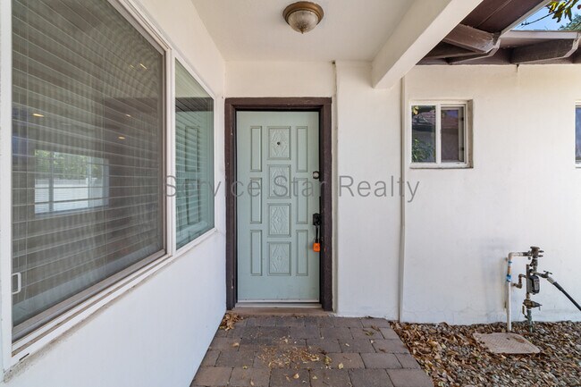 Building Photo - 2537 N 65th St