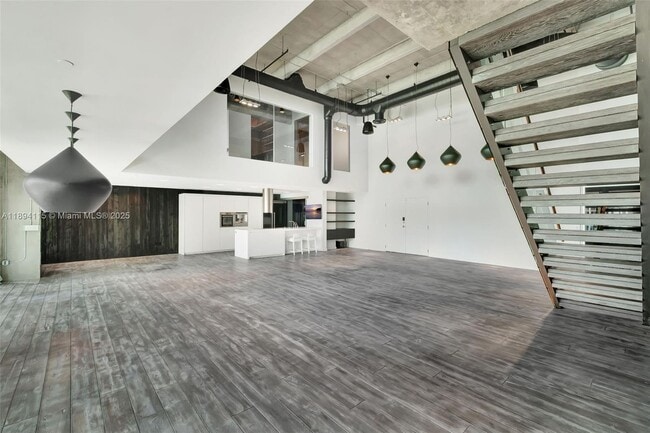 Building Photo - 1749 NE Miami Ct