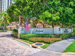 Building Photo - 7225 Pelican Bay Blvd