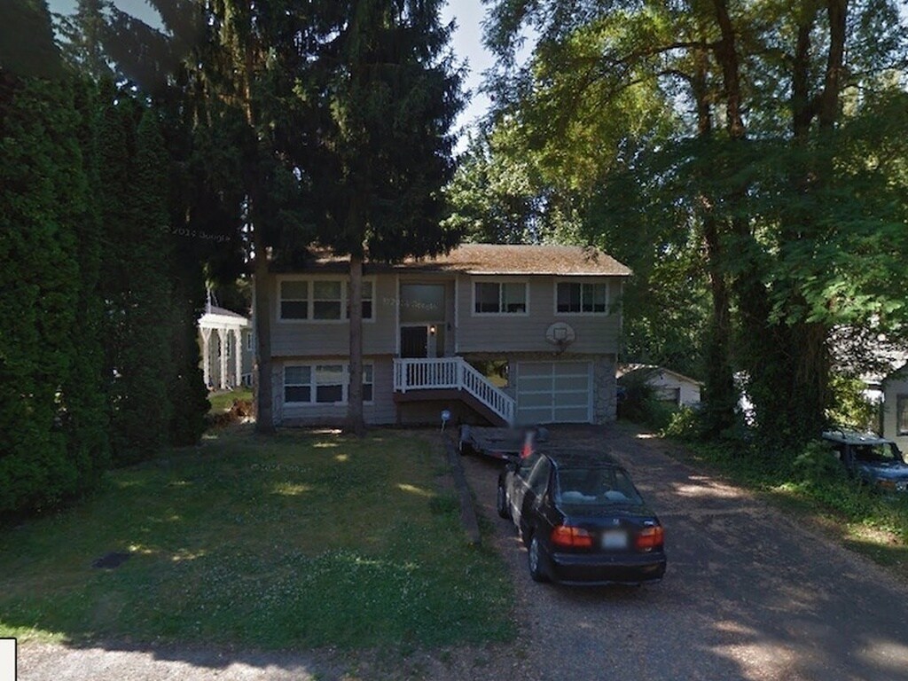 Foto principal - Charming 4 Bed 2 Bath Home in Wedgewood
