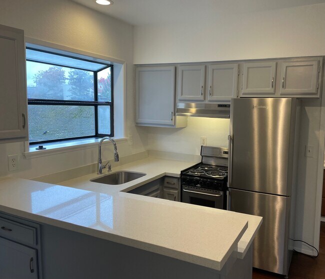 1610 East Thomas Street, Seattle, WA 98112 Townhome Rentals in Seattle WA