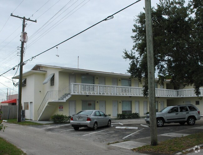 Foto del edificio - Hanover House Apartments