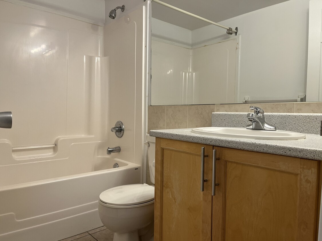 Building Photo - Acadia Suites