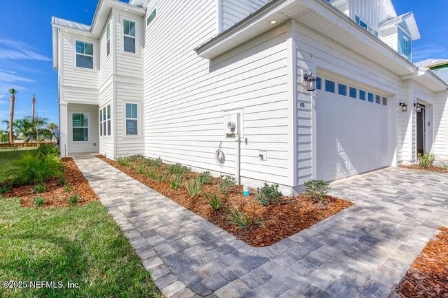 Building Photo - 469 Marquesa Cir