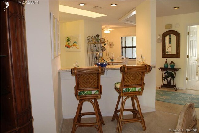 Foto del edificio - 6295 SE Charleston Pl