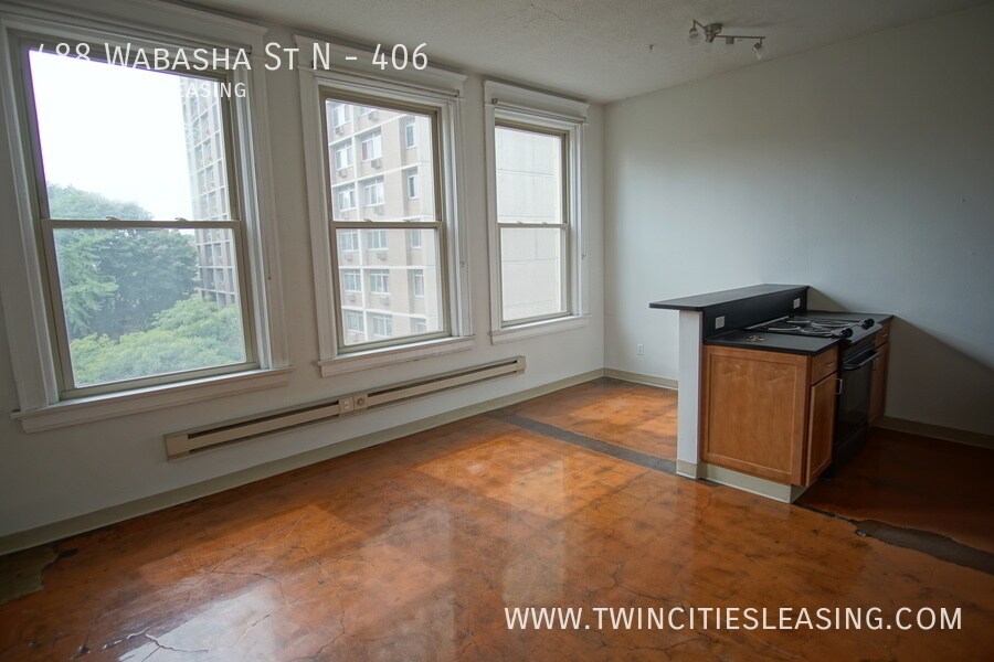 Primary Photo - Great Condo in Lowertown! No Application F...