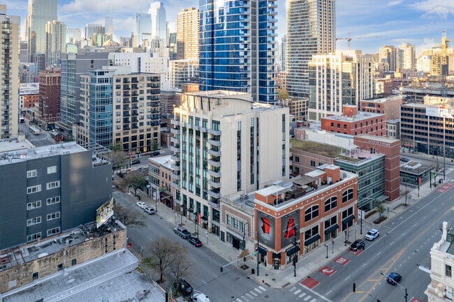 Aerial Photo - Royalle Condominium