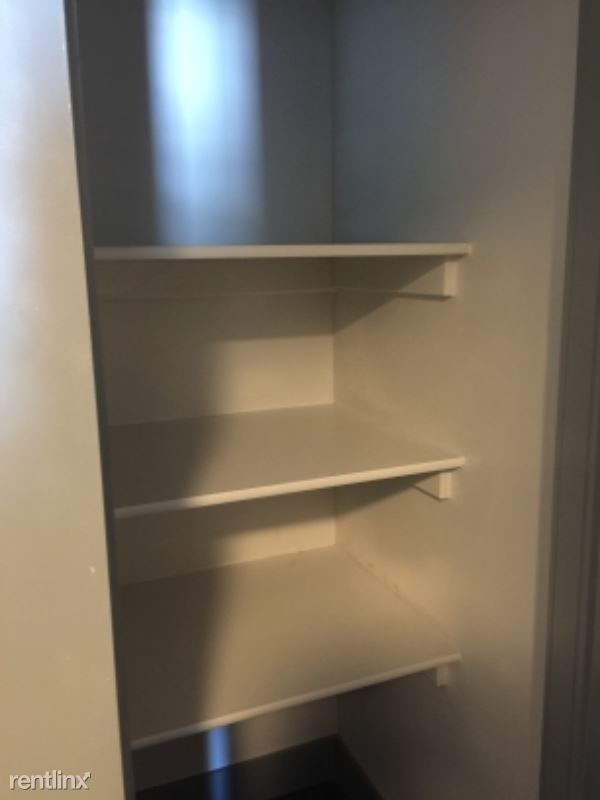 Building Photo - 2 br, 2 bath Apartment - 146 S 50 E