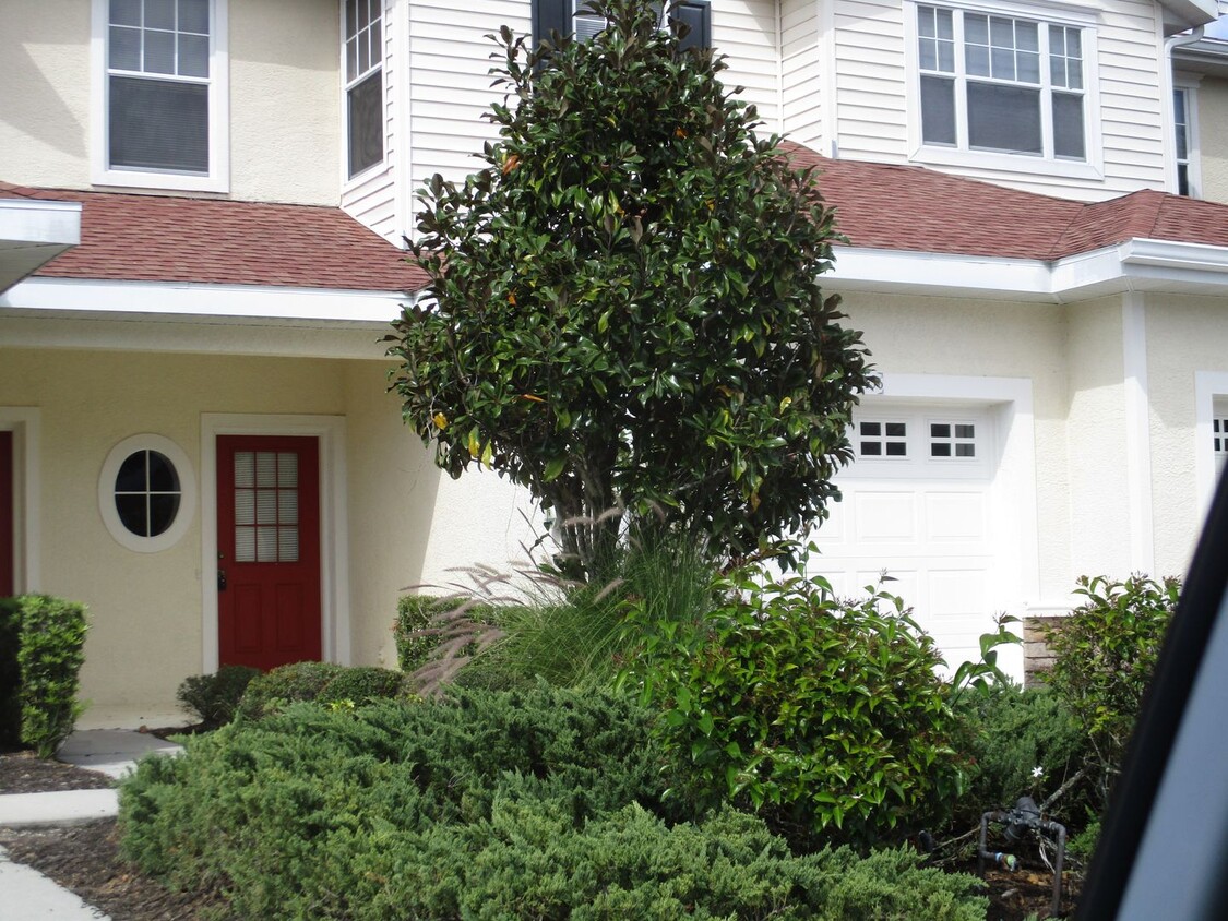 Primary Photo - Lakeside Plantation Townhome, North Port