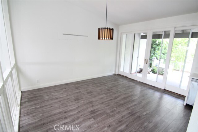 Building Photo - 2022 Avenida Chico