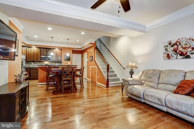 Foto del edificio - 7289 Elkridge Crossing Way
