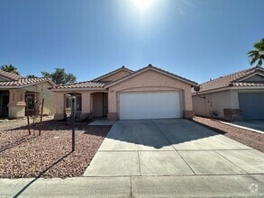 Building Photo - 5520 Oakwood Ridge St