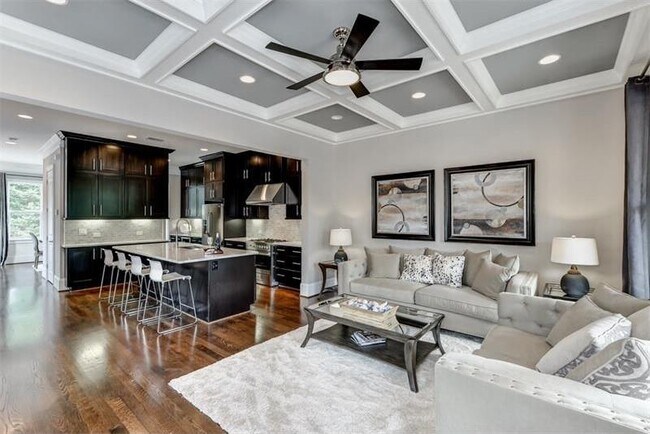 Foto del edificio - 342 Brownstones Cir NE