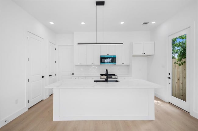 Foto del edificio - 4657 Phlox St