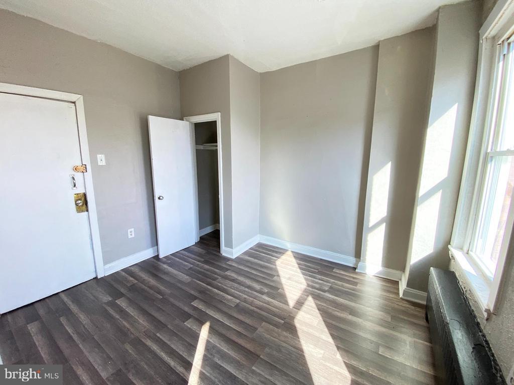 Foto principal - 2930 Frankford Ave