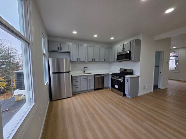 Photo - Newly updated 3 bedroom 2 bathroom house for Rent!!!