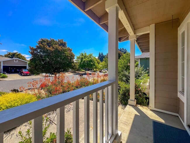 Foto del edificio - Spacious Single-Level 3-Bedroom Home in Desirable North Napa