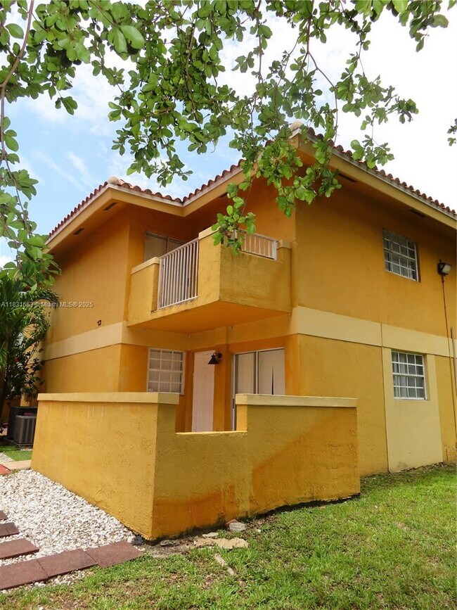 Foto del edificio - 13894 SW 65th Terrace