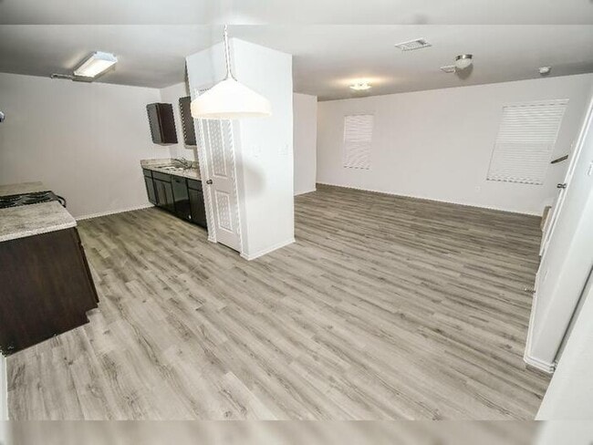 Building Photo - 10614 Apple Pie Rd
