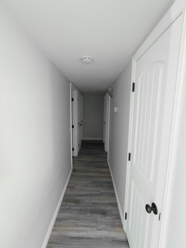 Building Photo - 1190 Ocotillo Dr
