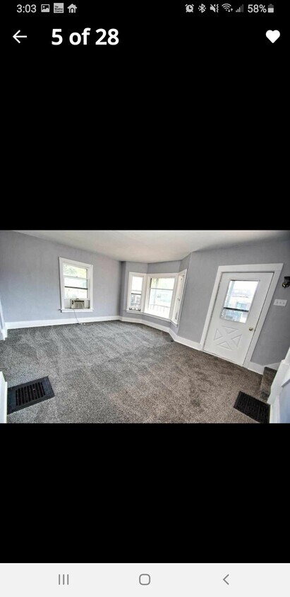 Primary Photo - 250 Doty St