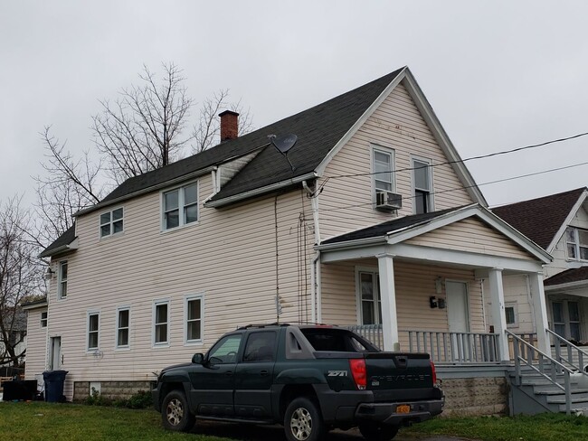 Building Photo - 20 Schuele Ave