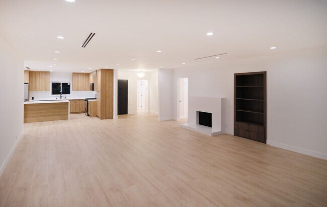 Foto del edificio - 415 Amherst Dr
