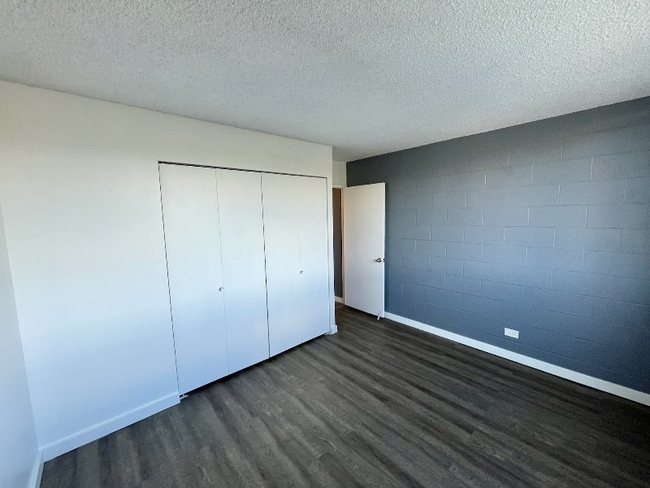 Building Photo - 5122 Likini St