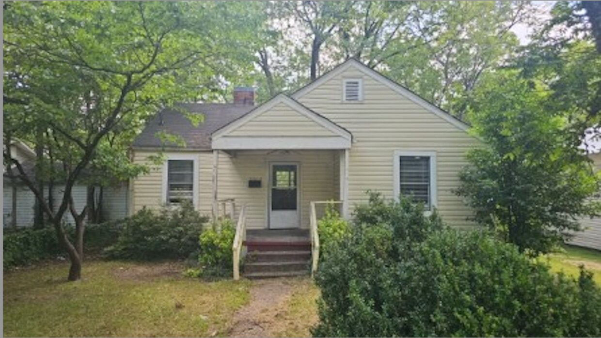 Foto principal - PRICE REDUCED!! OCTOBER MOVE IN SPECIAL- F...