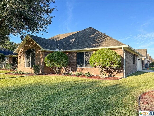 Building Photo - 202 Crosswind Dr