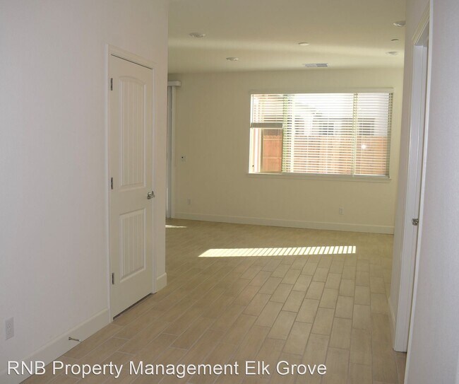 Foto del edificio - 3 br, 2.5 bath House - 10521 Waltz Way