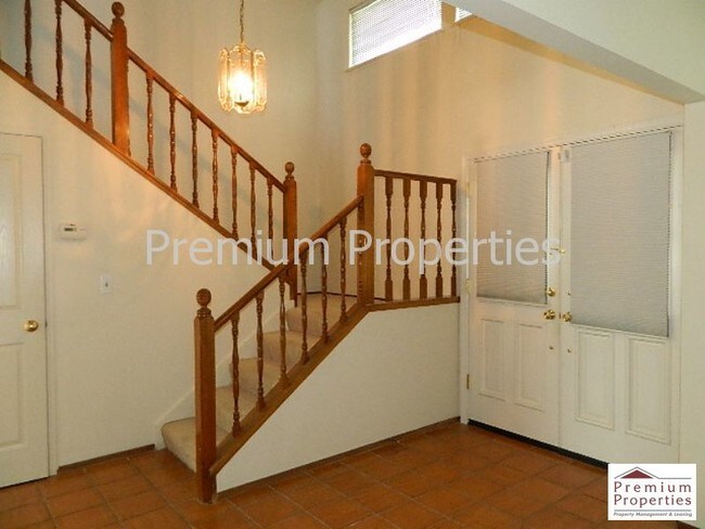 Building Photo - 4330 Rosina Ct