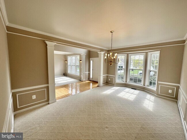 Building Photo - 6108 Syracuse Ct
