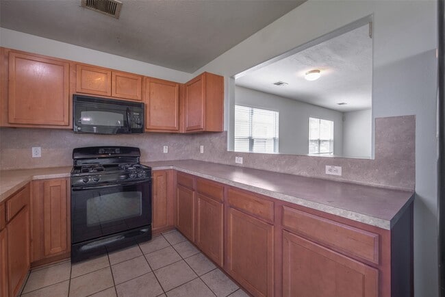 Foto del edificio - 14423 Benningcrest Ln