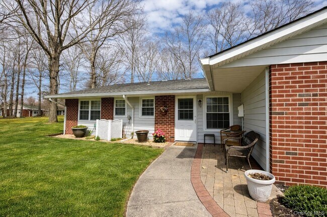 Foto del edificio - 9 Guilford Ct